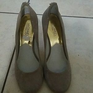 Michael Kors Beige heels